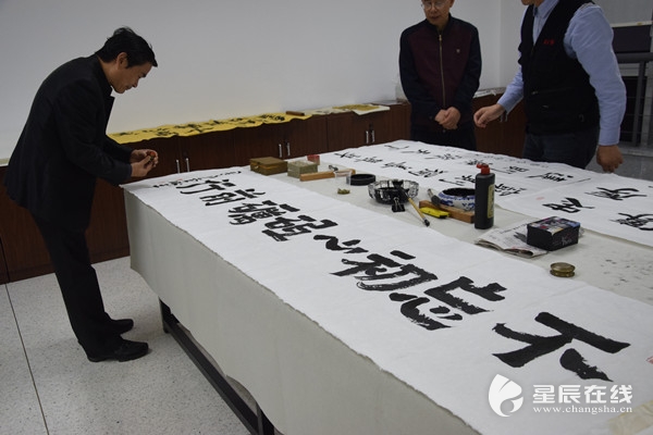 习闻乐见 安卓版 界面截图