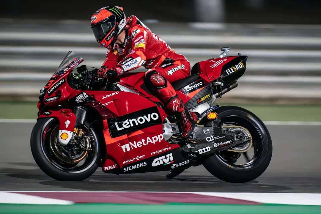摩托飙车201m Sunmori(Drag Bike 201m Sunmori) 赛道发车灯亮起车手准备出发
