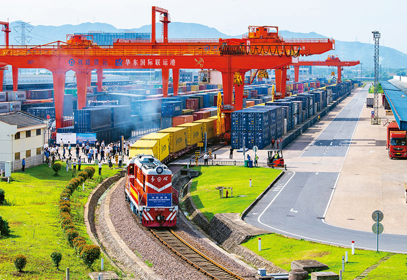 开放世界模拟器安卓版游戏角色界面