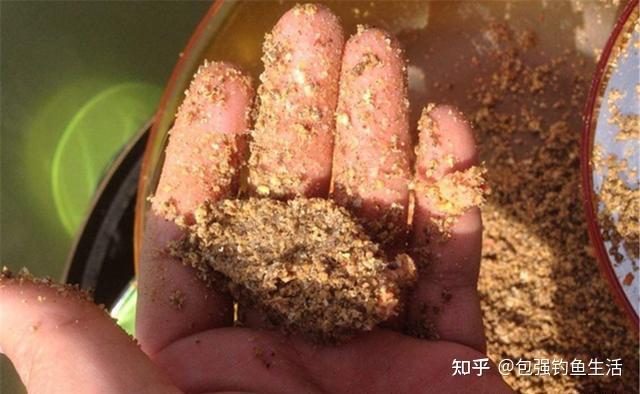 吸鱼记 打窝节奏虚实搭配 野钓窝料配图