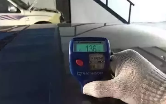 卡泰驰二手车检测 底盘检查 漆面膜厚检测 现场实拍