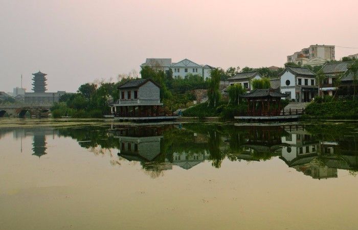 Qingzhou 南阳河 傍晚 古城夜景 休闲散步